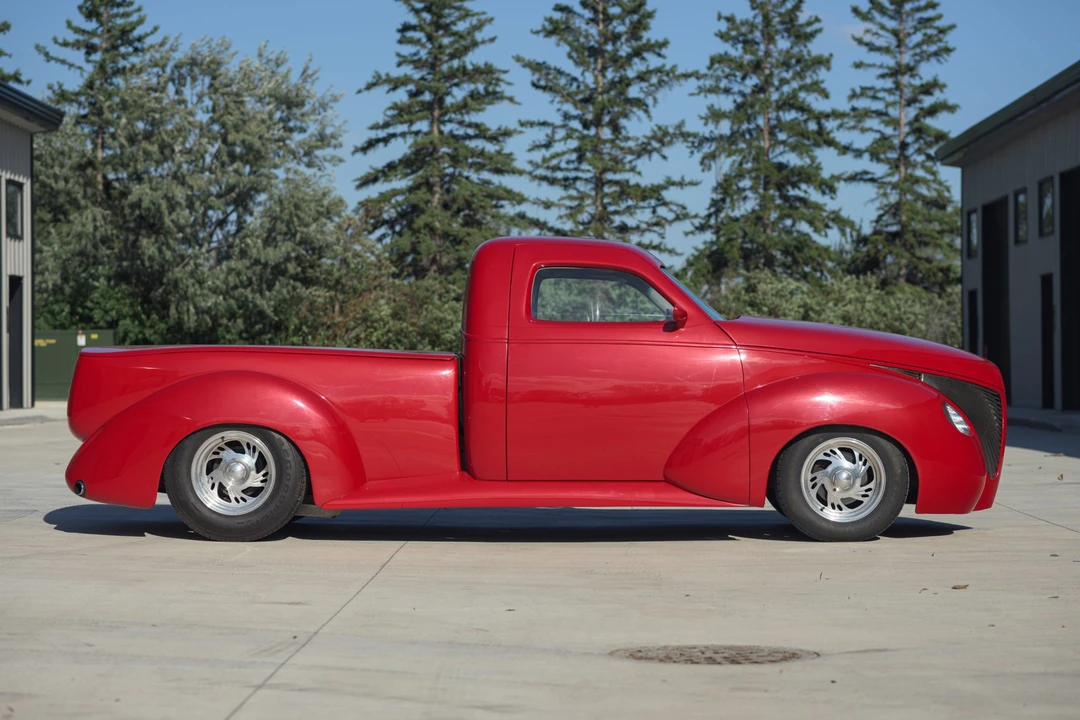Studebaker Commander - Image 24 of 31