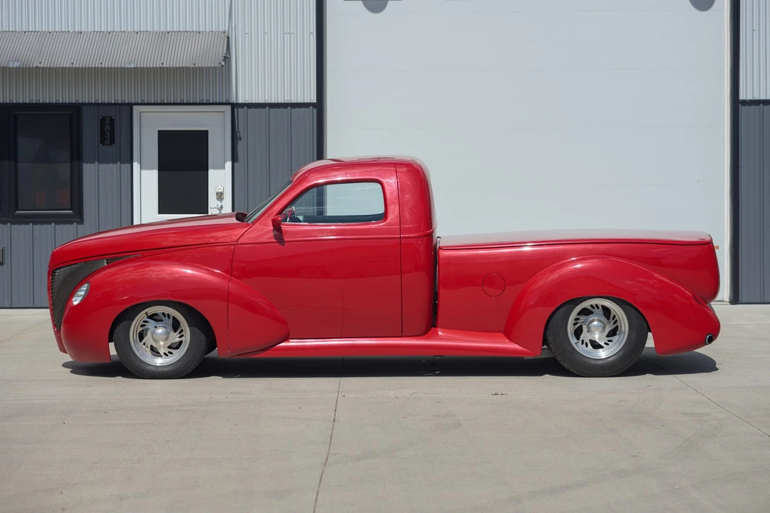 Studebaker Commander - Image 3 of 31