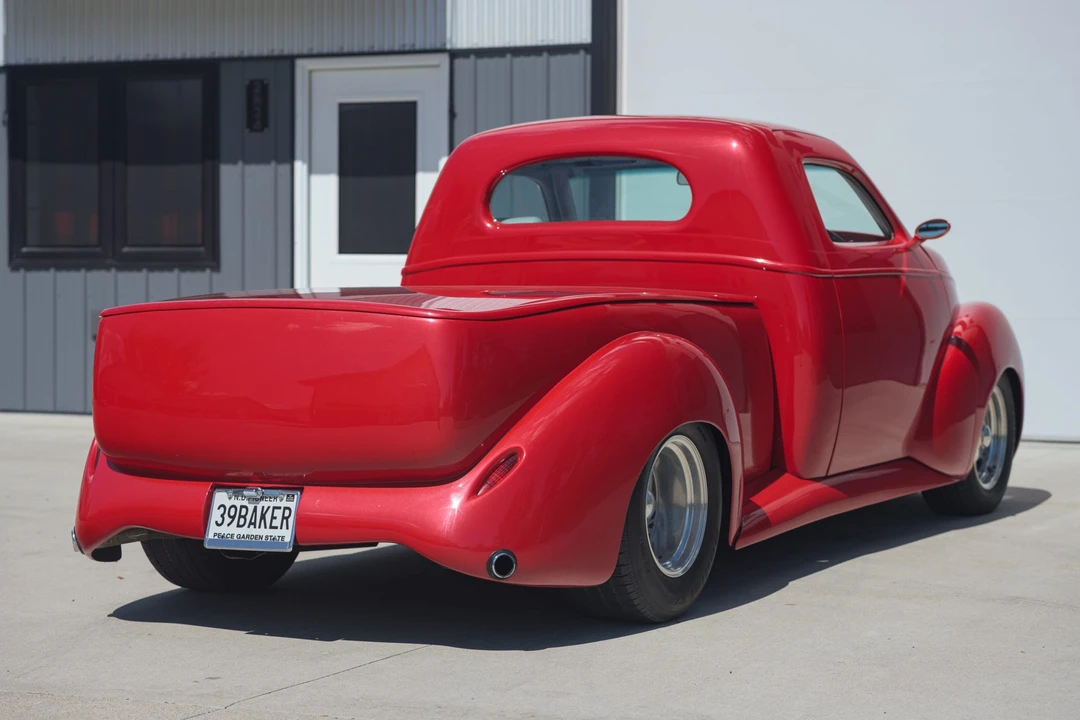 Studebaker Commander - Image 8 of 31