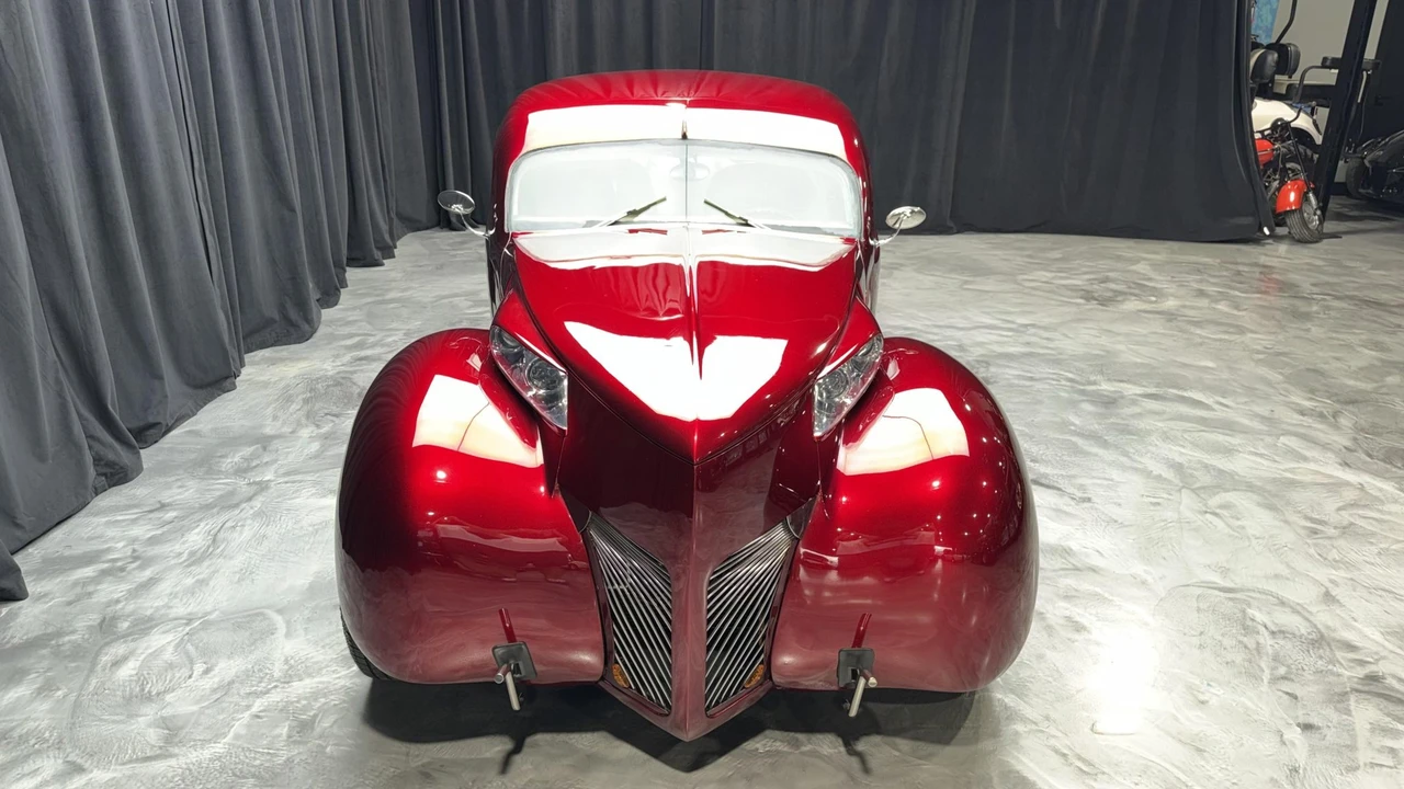 Ford Hot Rod - Image 29 of 31