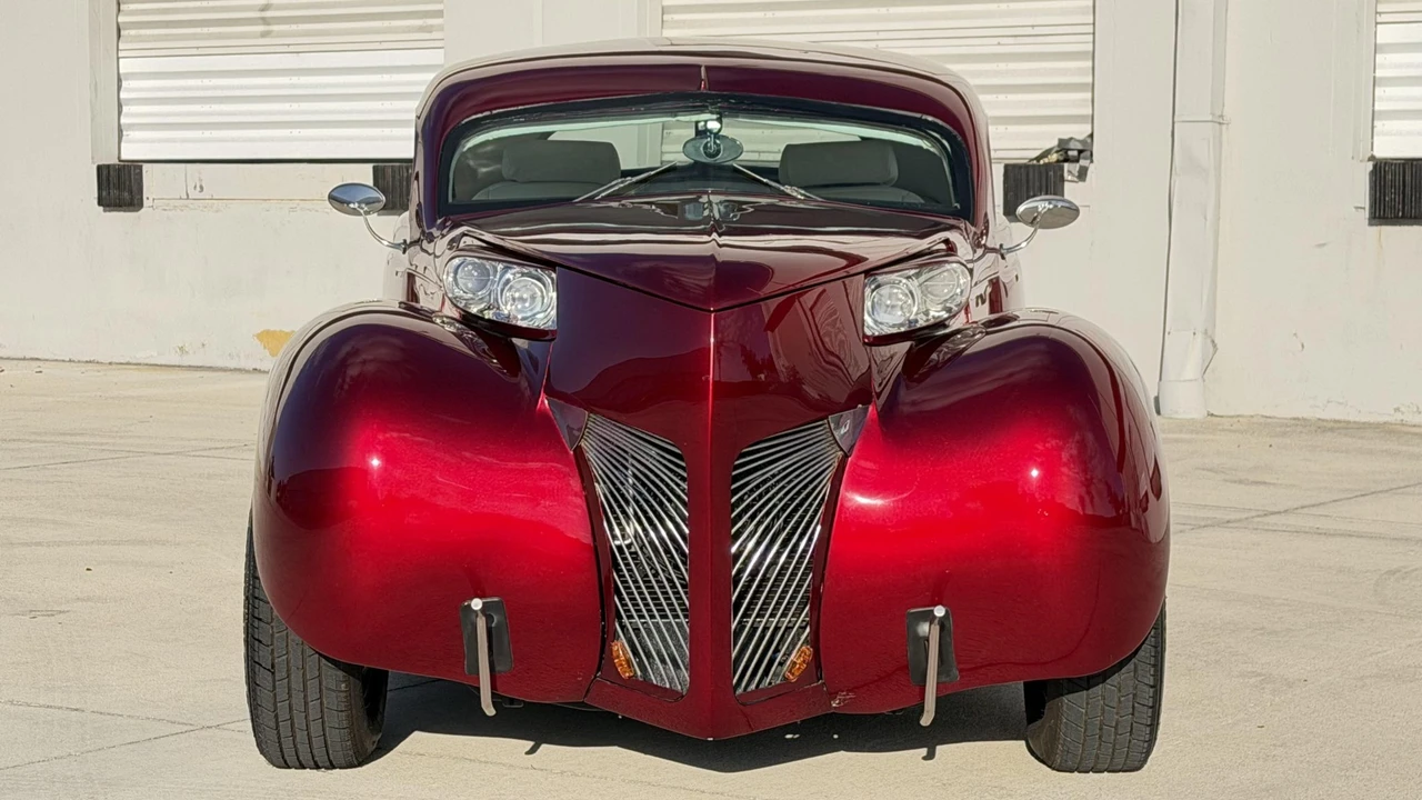 Ford Hot Rod - Image 8 of 31
