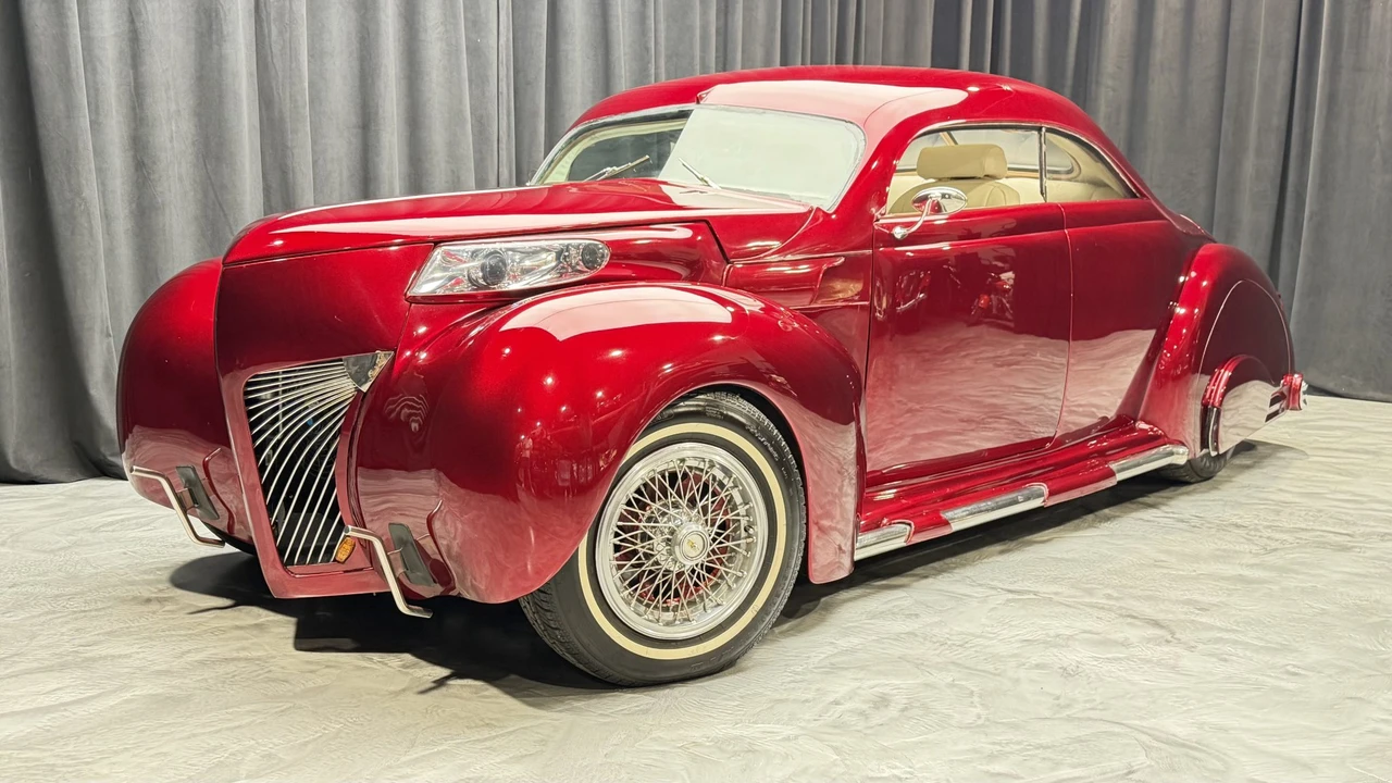 Ford Hot Rod - Image 25 of 31