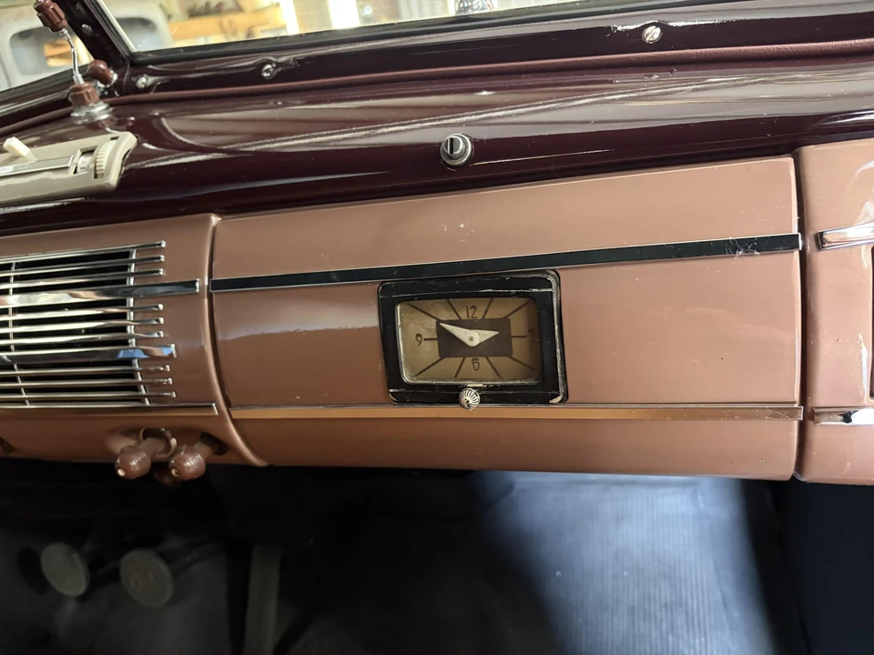 Ford Standard & Deluxe & Super Deluxe - Image 22 of 31