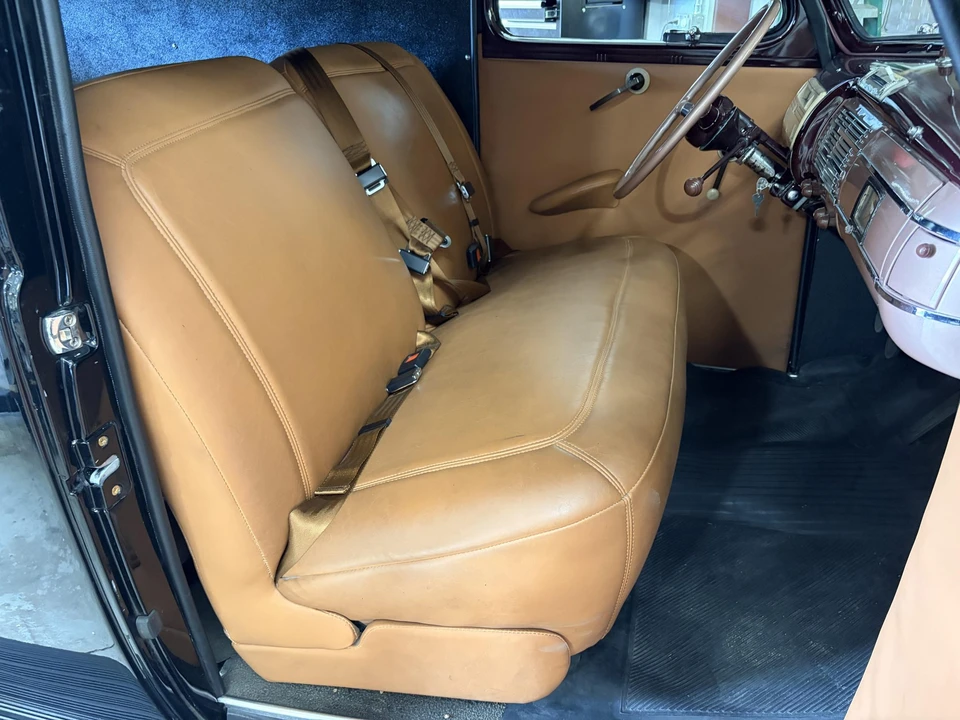 Ford Standard & Deluxe & Super Deluxe - Image 23 of 31