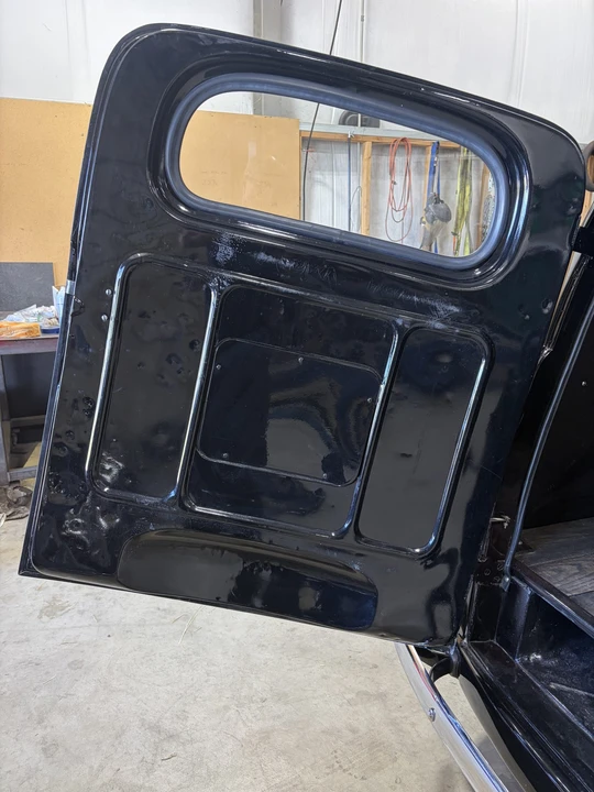 Ford Standard & Deluxe & Super Deluxe - Image 27 of 31