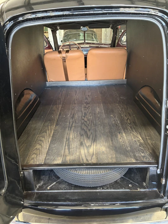 Ford Standard & Deluxe & Super Deluxe - Image 29 of 31
