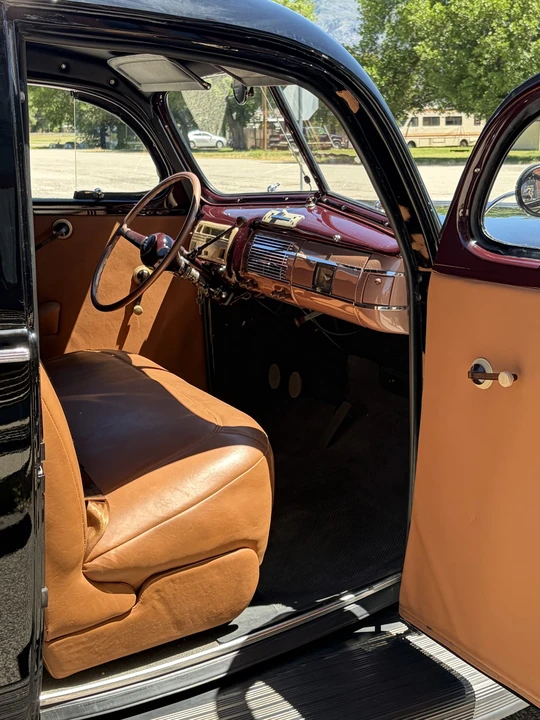 Ford Standard & Deluxe & Super Deluxe - Image 20 of 31