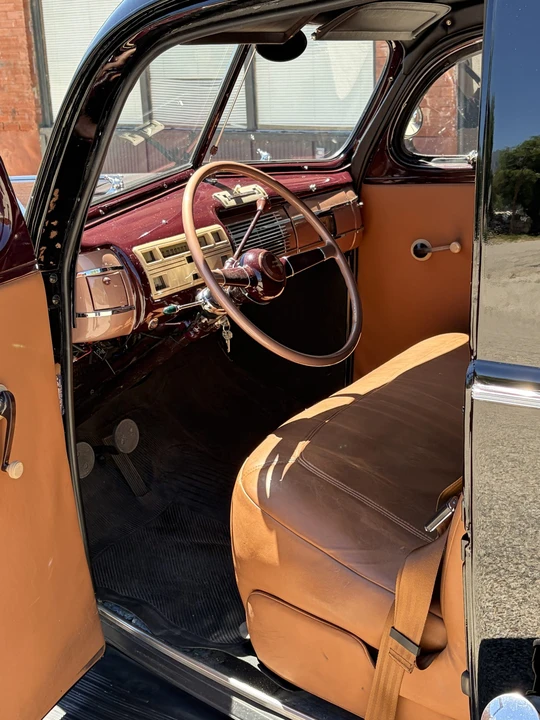 Ford Standard & Deluxe & Super Deluxe - Image 17 of 31
