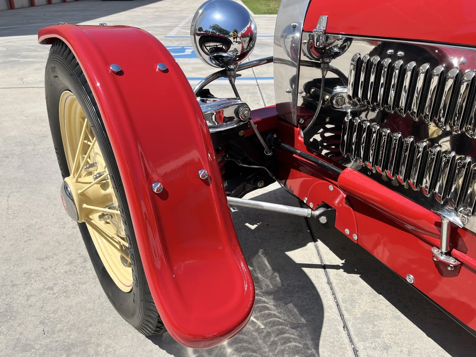 Bugatti - Image 24 of 31