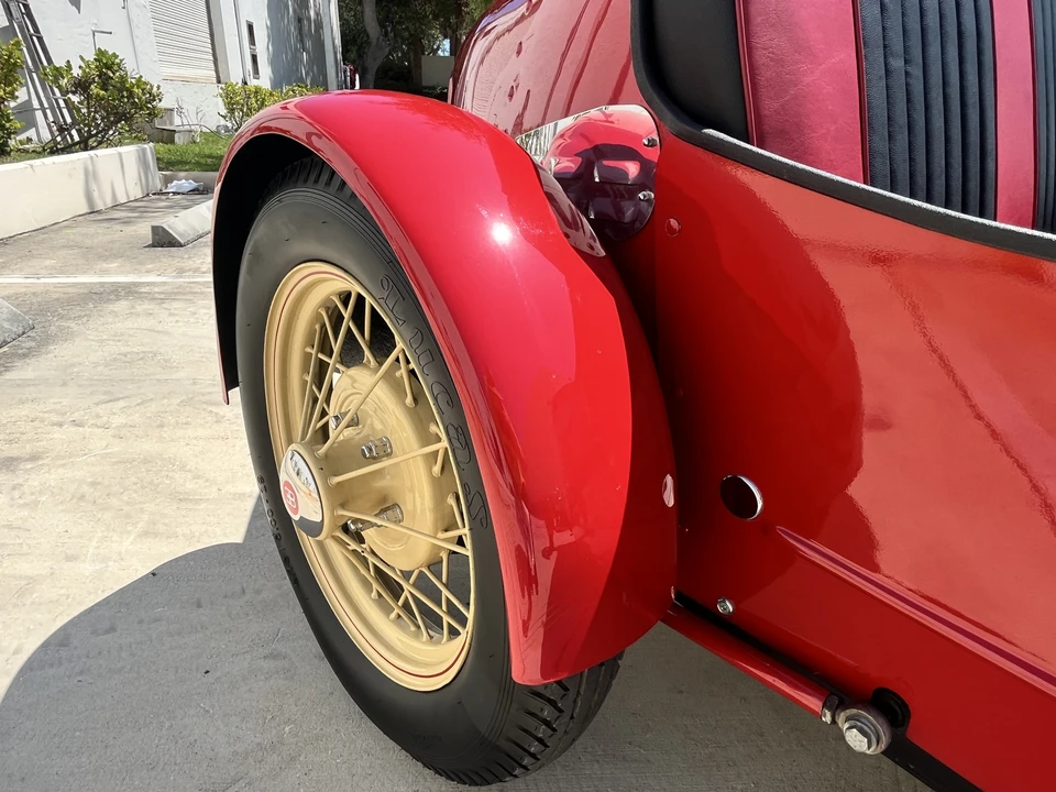 Bugatti - Image 28 of 31