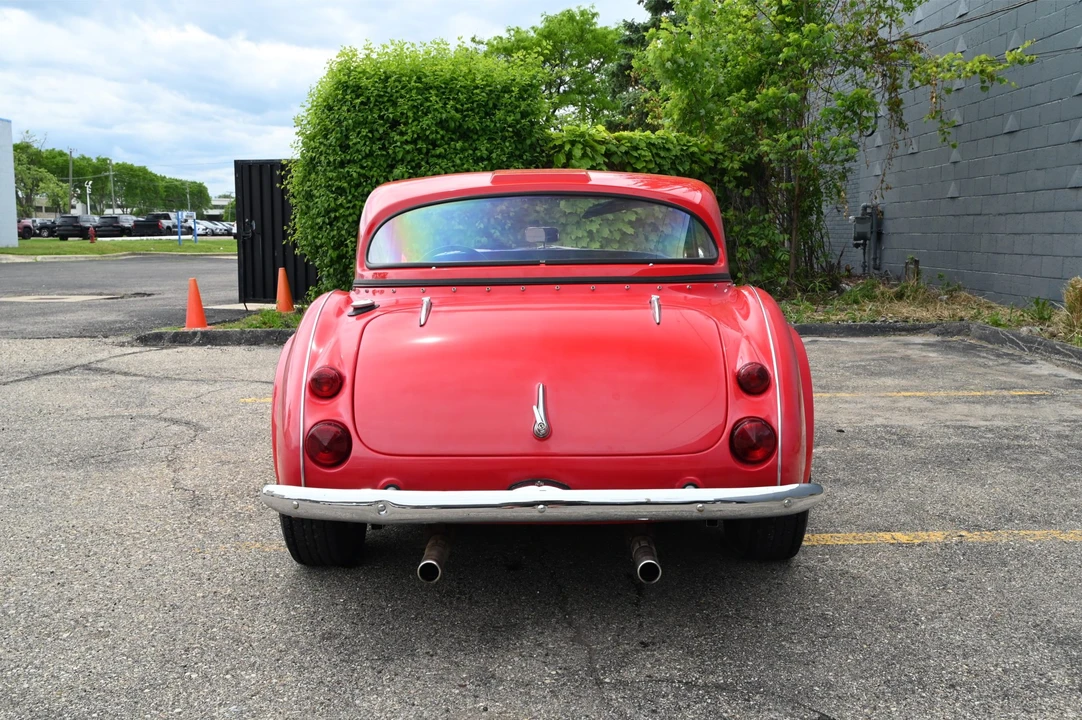 Austin-Healey - Image 16 of 31
