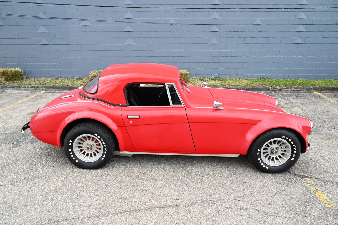 Austin-Healey - Image 13 of 31
