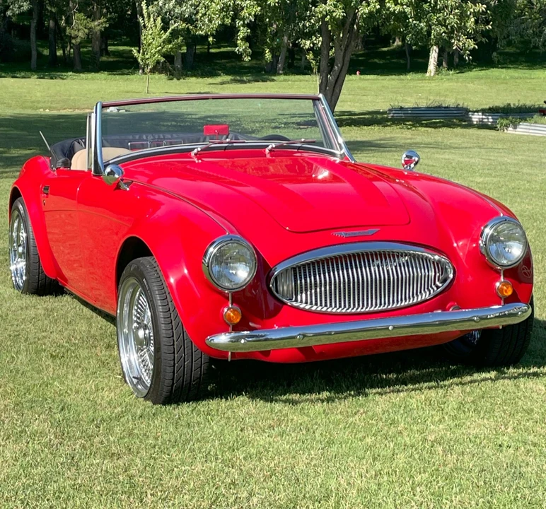 Austin-Healey - Image 2 of 31