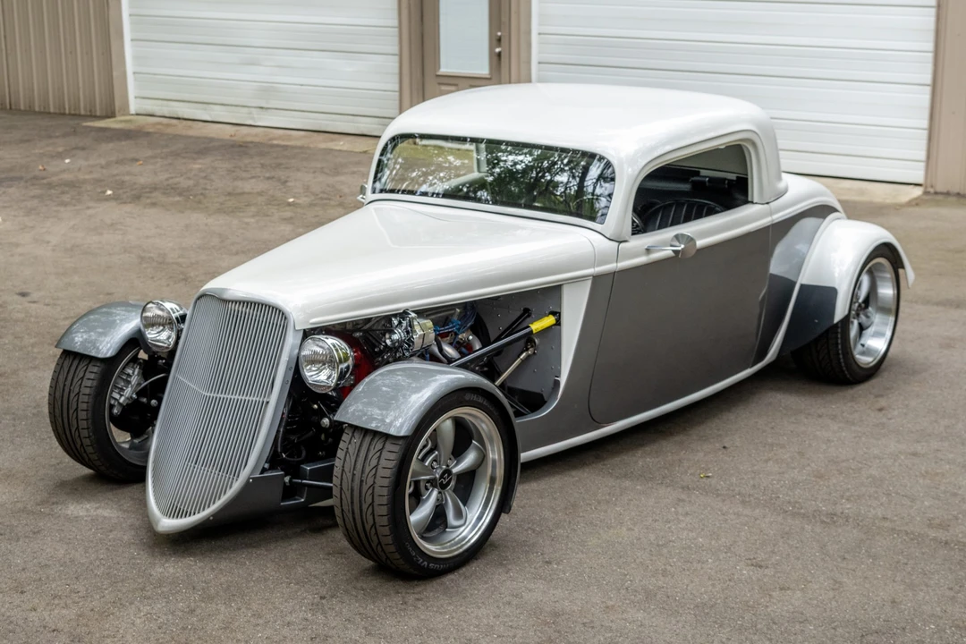 Factory Five - Image 8 of 31