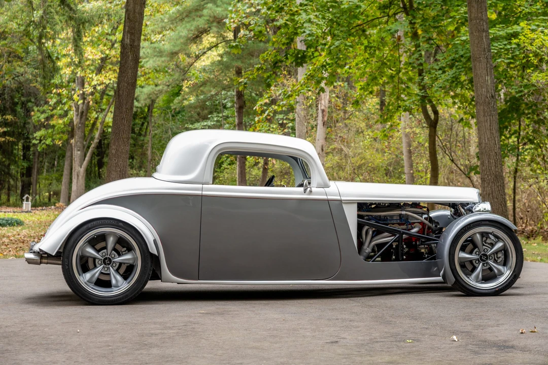 Factory Five - Image 3 of 31