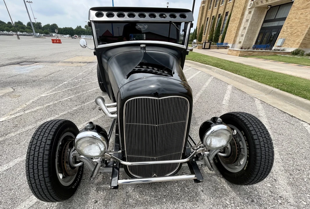Ford Model A Pickup & Model AA - Image 9 of 31