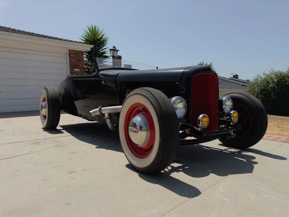 Ford Model A - Image 2 of 31