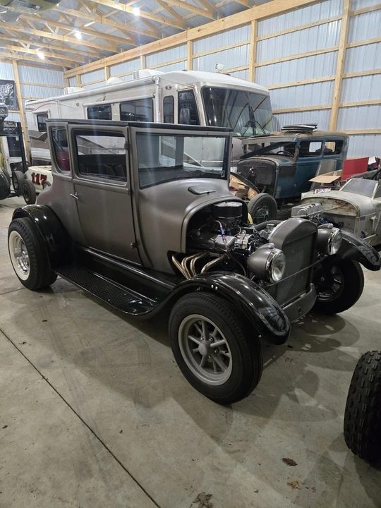 Ford Hot Rod - Image 7 of 31
