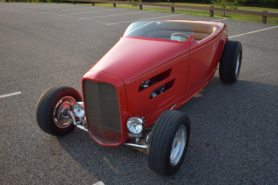 Ford Hot Rod - Image 1 of 31