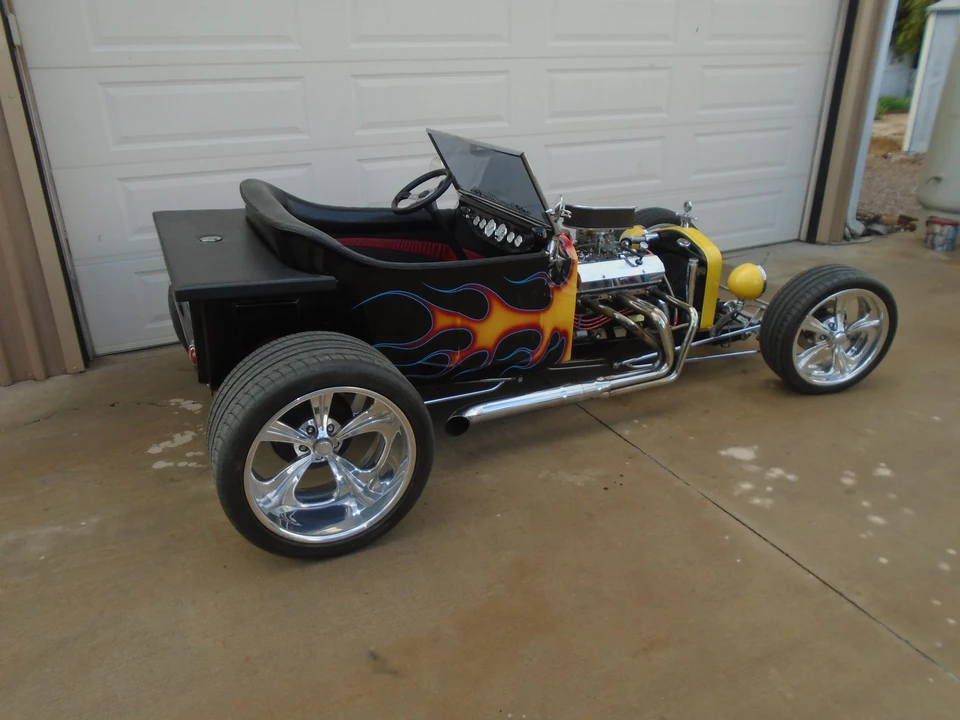 Ford Hot Rod - Image 25 of 31