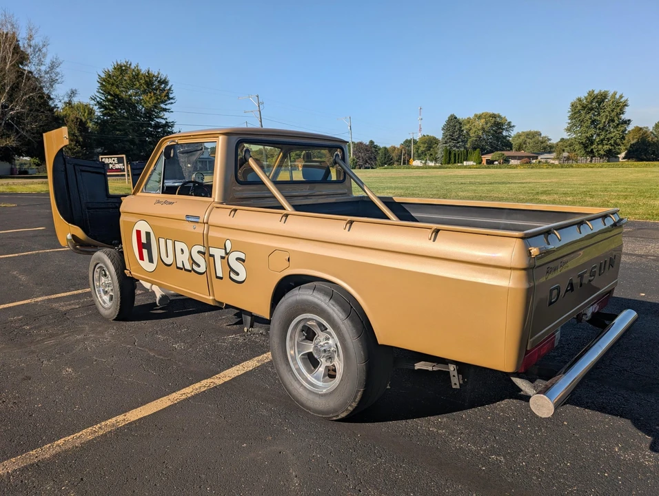 1970 Nissan - Image 11 of 31