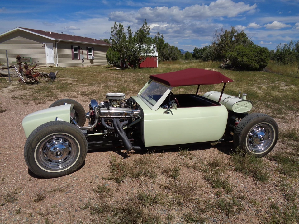 Jaguar Replica - Image 11 of 31