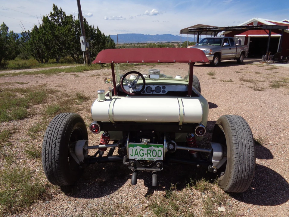 Jaguar Replica - Image 22 of 31