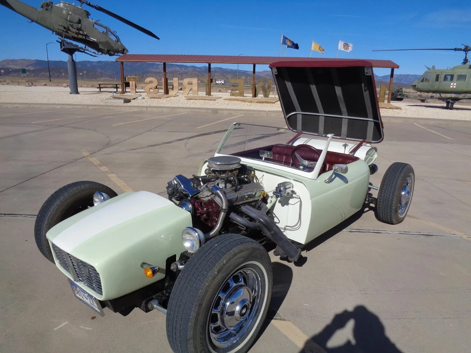 Jaguar Replica - Image 30 of 31