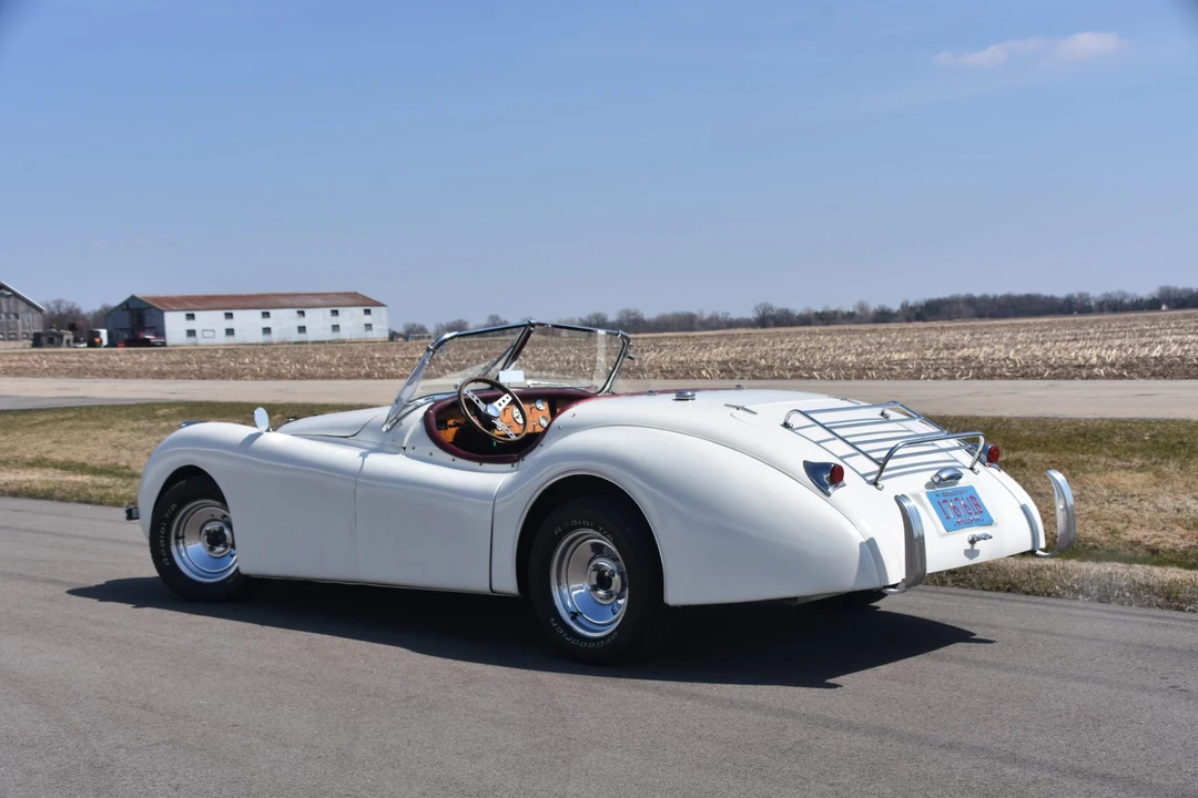 Jaguar Replica - Image 22 of 31