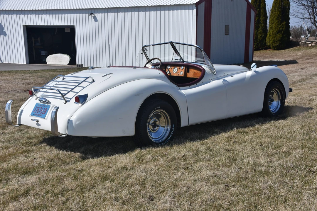 Jaguar Replica - Image 11 of 31