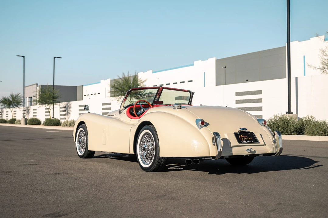Jaguar Replica - Image 13 of 31