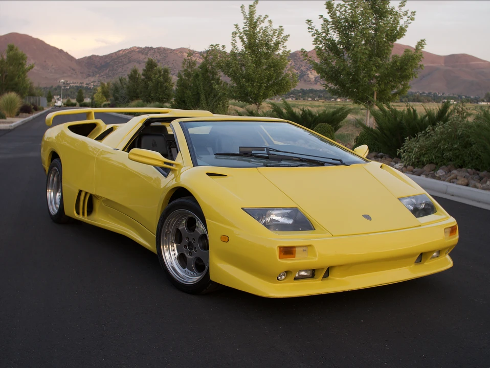 Lamborghini Diablo - Image 15 of 31