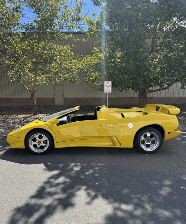 Lamborghini Diablo - Image 14 of 31