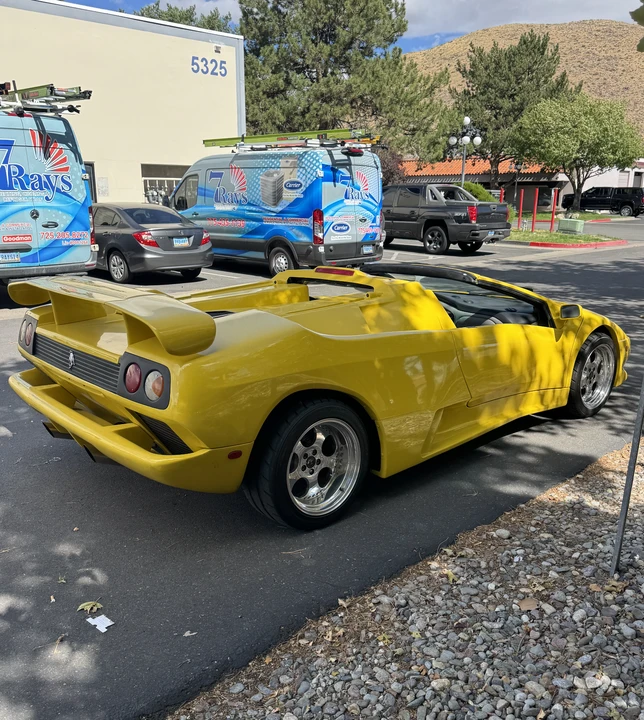 Lamborghini Diablo - Image 9 of 31