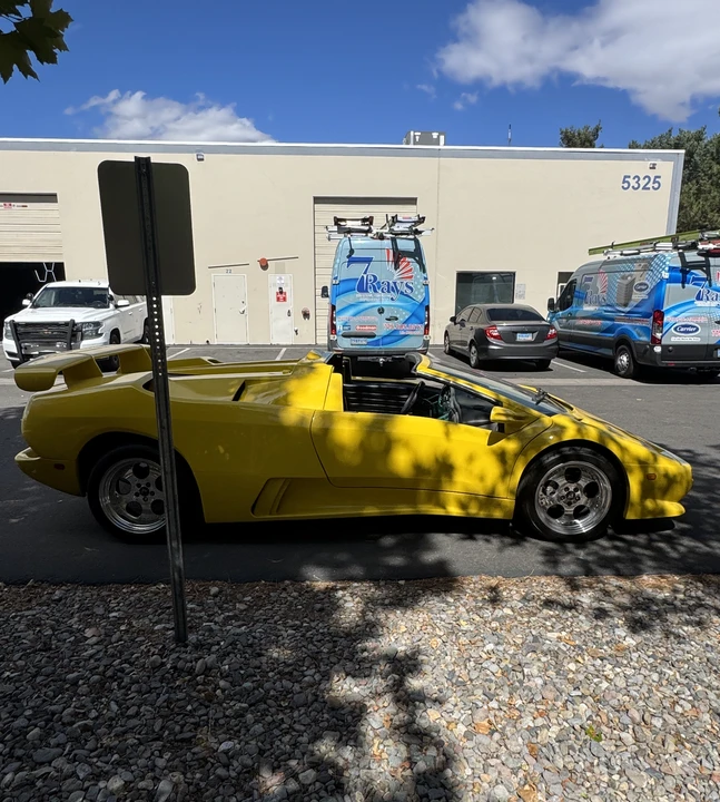 Lamborghini Diablo - Image 8 of 31