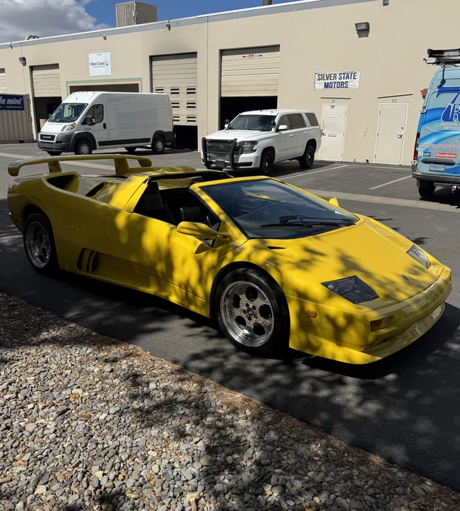 Lamborghini Diablo - Image 7 of 31