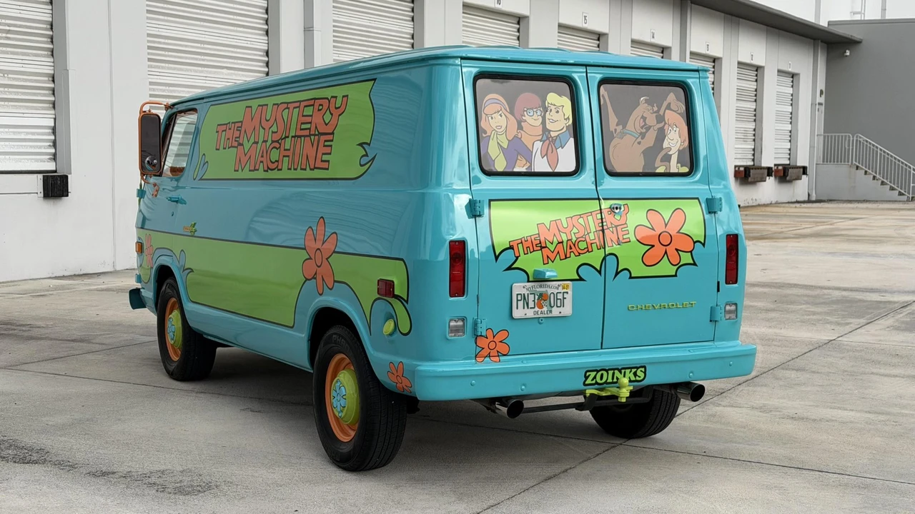 1968 Chevrolet G-Series Van - Image 14 of 31