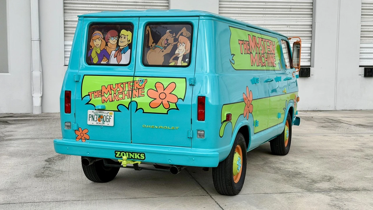 1968 Chevrolet G-Series Van - Image 18 of 31