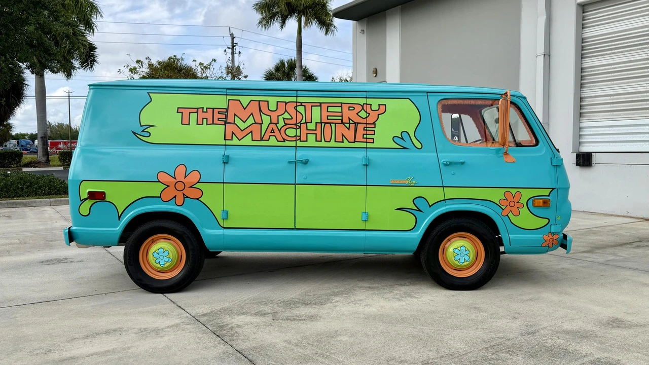 1968 Chevrolet G-Series Van - Image 22 of 31