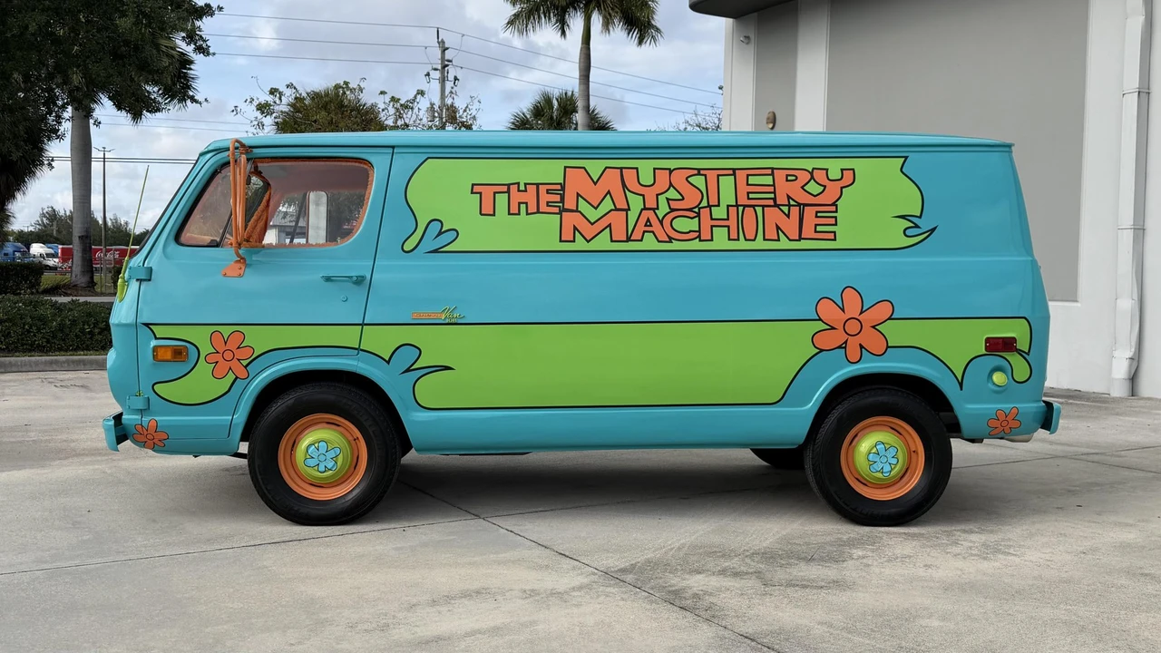 1968 Chevrolet G-Series Van - Image 11 of 31