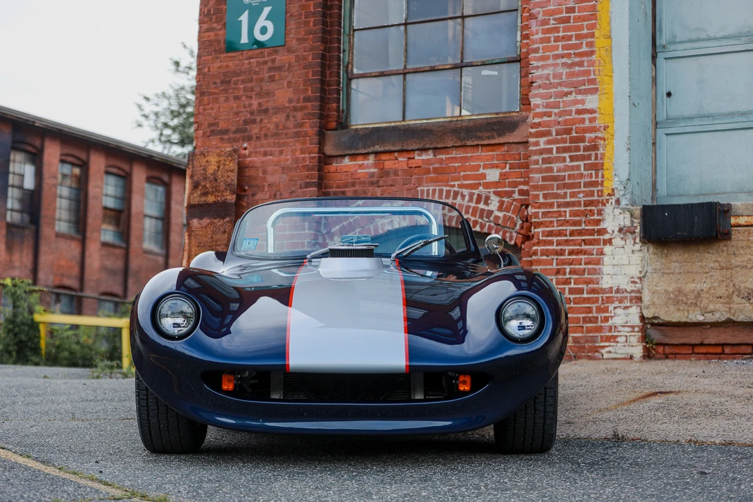 Factory Five Roadster - Image 10 of 31