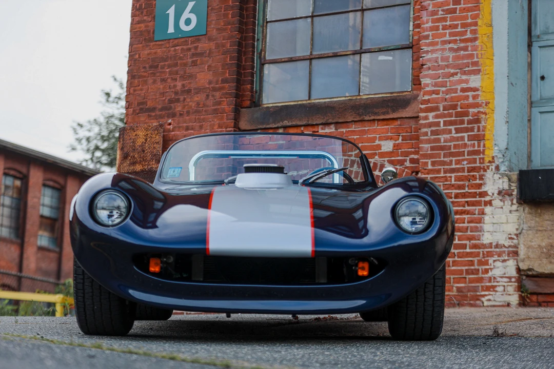 Factory Five Roadster - Image 9 of 31