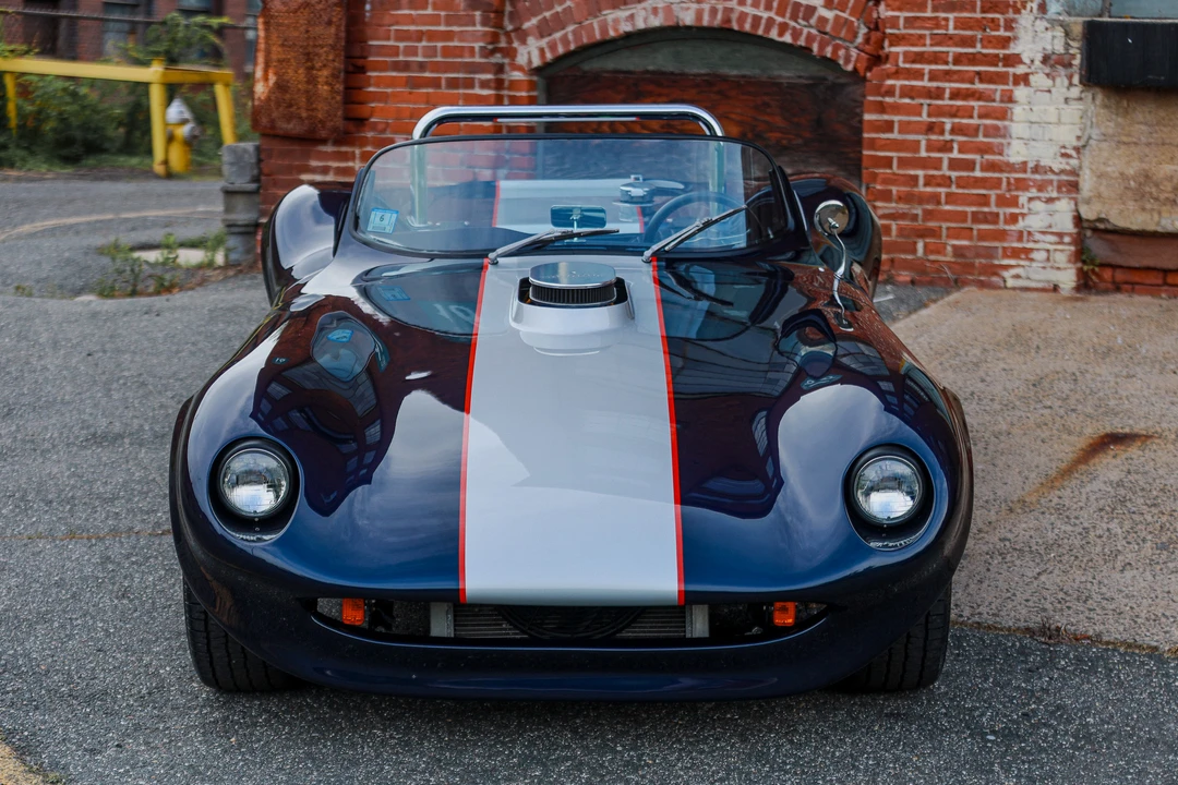 Factory Five Roadster - Image 11 of 31