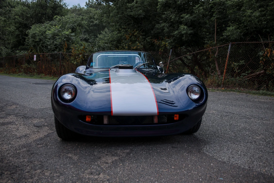 Factory Five Roadster - Image 15 of 31