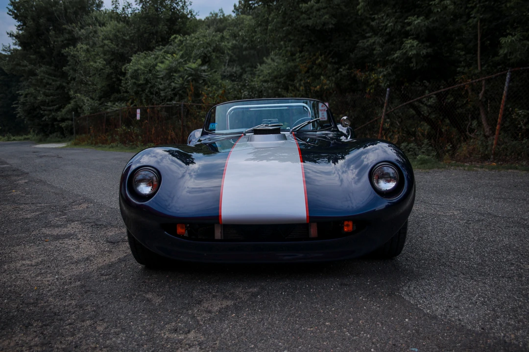 Factory Five Roadster - Image 16 of 31