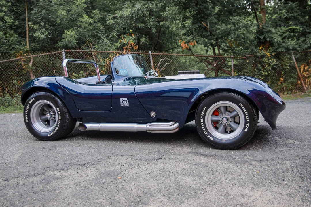 Factory Five Roadster - Image 29 of 31