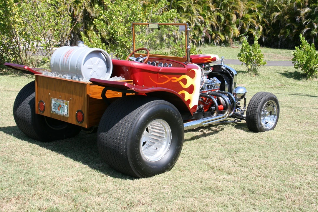 Ford Hot Rod - Image 15 of 31