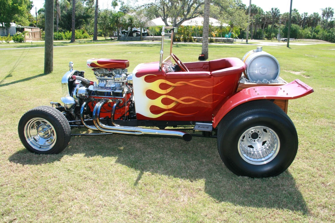 Ford Hot Rod - Image 7 of 31