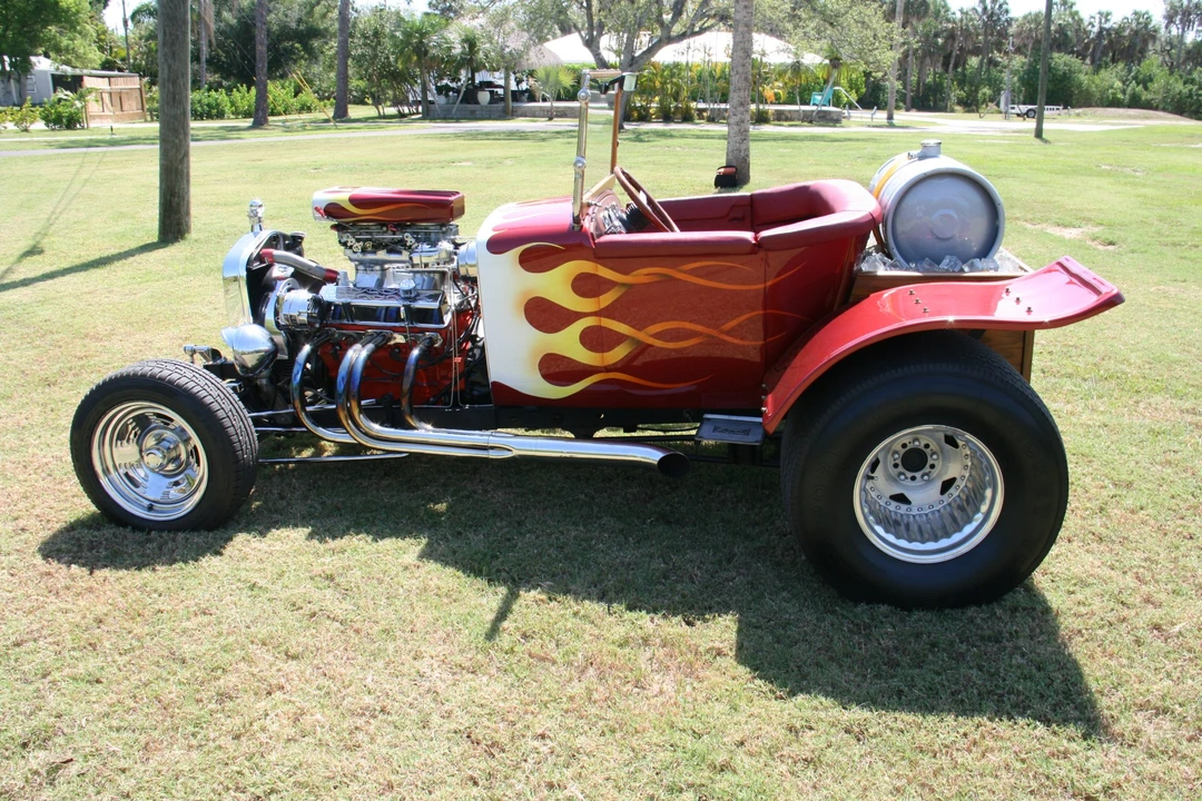 Ford Hot Rod - Image 6 of 31