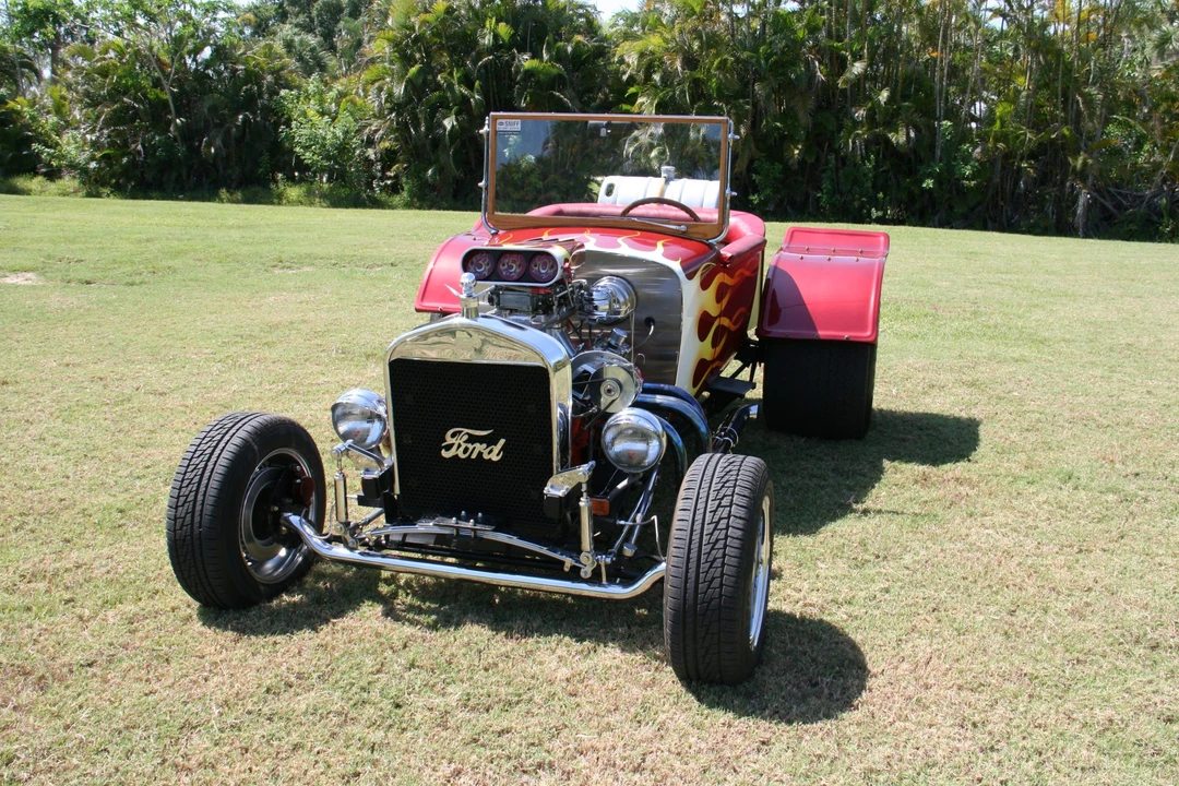 Ford Hot Rod - Image 2 of 31